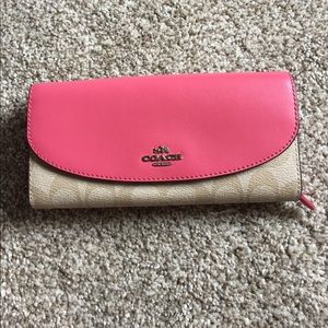 Coach wallet - Leather - Khaki/Strawberry colors
