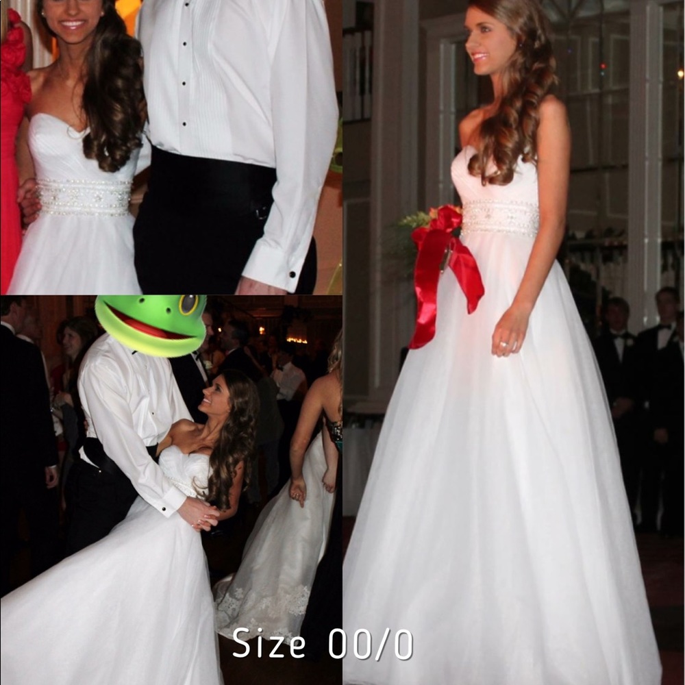 Wedding dress