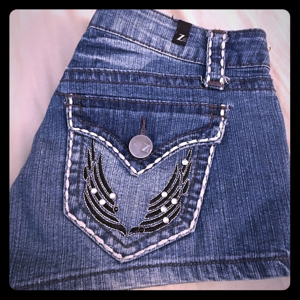 💖 Short Jean Shorts with Winged Pockets