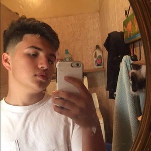 Meet your Posher, Aaron
