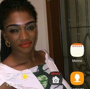 Meet your Posher, Amie