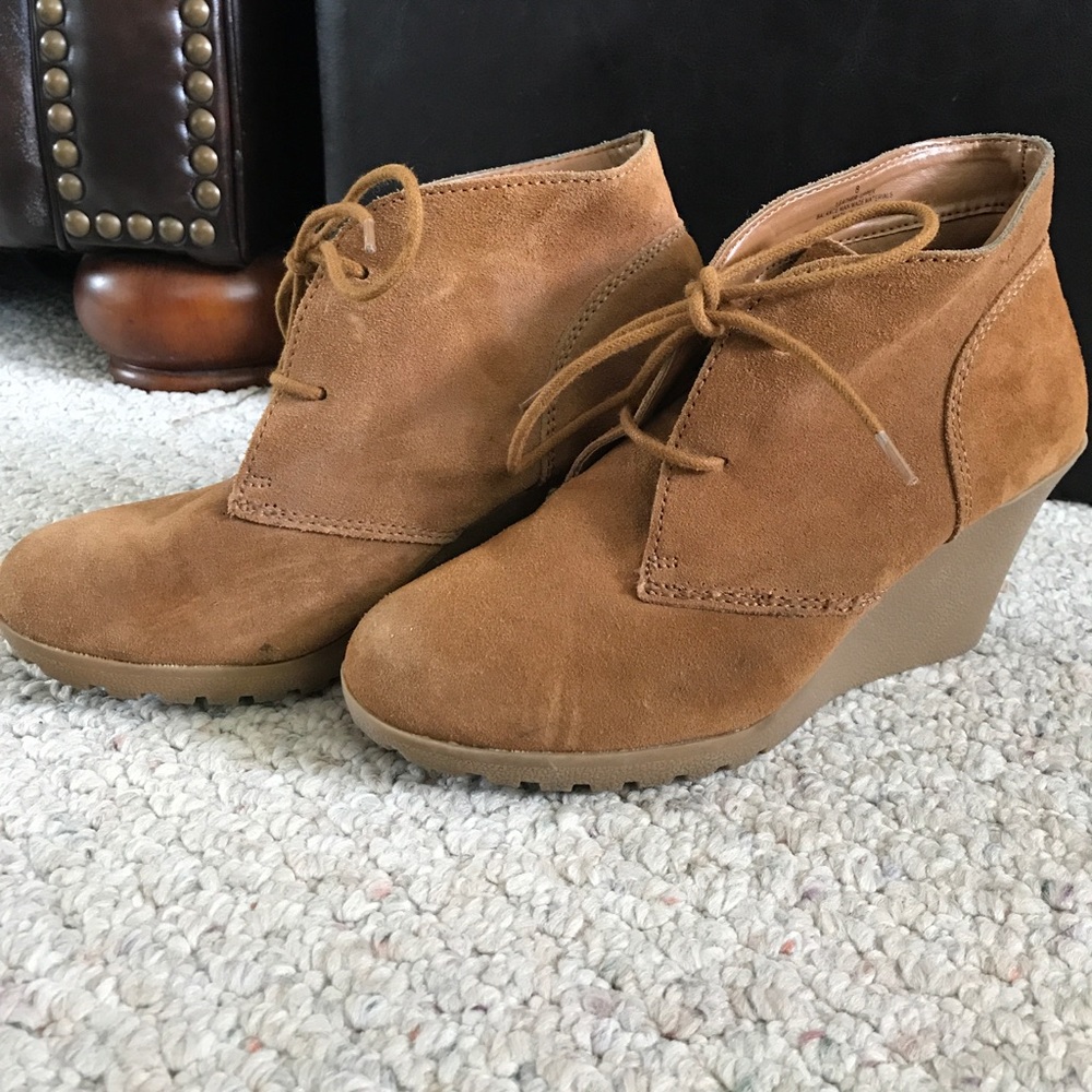 ⚡️Merona Suede Wedge Shoes⚡️ - Picture 3 of 8