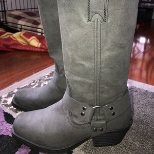 Motorcycle style boots