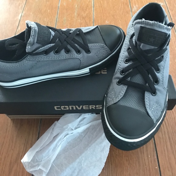 Youth converse shoes - Picture 5 of 6