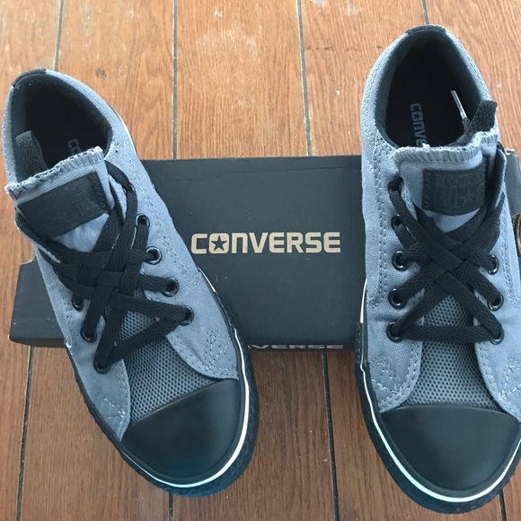 Youth converse shoes - Picture 6 of 6