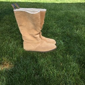 American Eagle boots