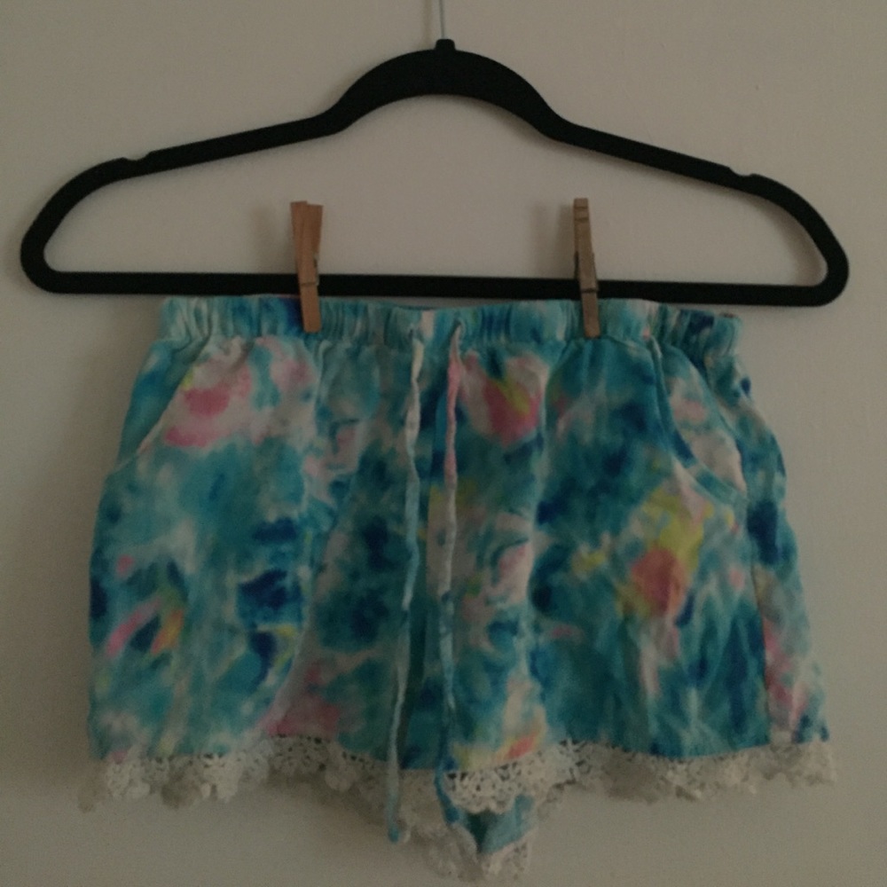 "Tie-dye" shorts