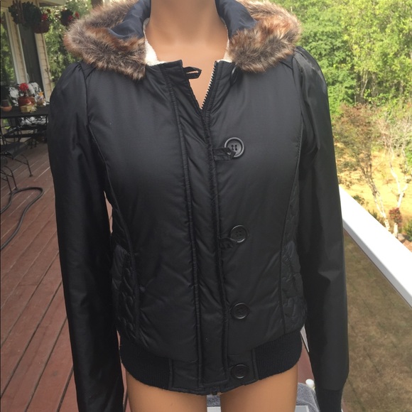 Roxy Jackets & Blazers - Roxy jacket with hood. Small black with hood