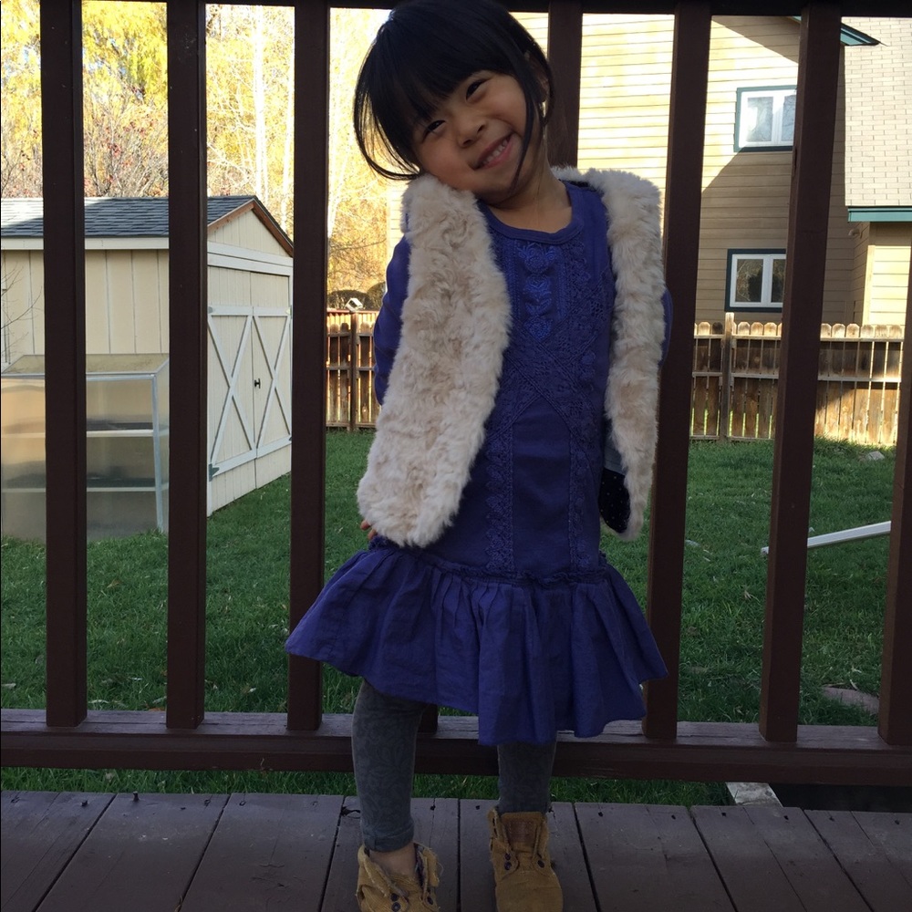 Uniqlo faux fur vest