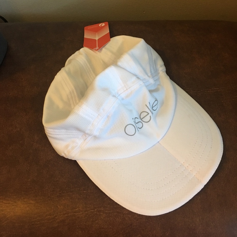 ✨ BRAND NEW ✨ Oiselle running hat