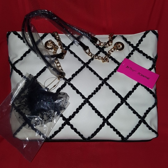 Betsey Johnson Handbags - NEW Betsey Johnson Large Tote Bag w/ Heart Hangbag