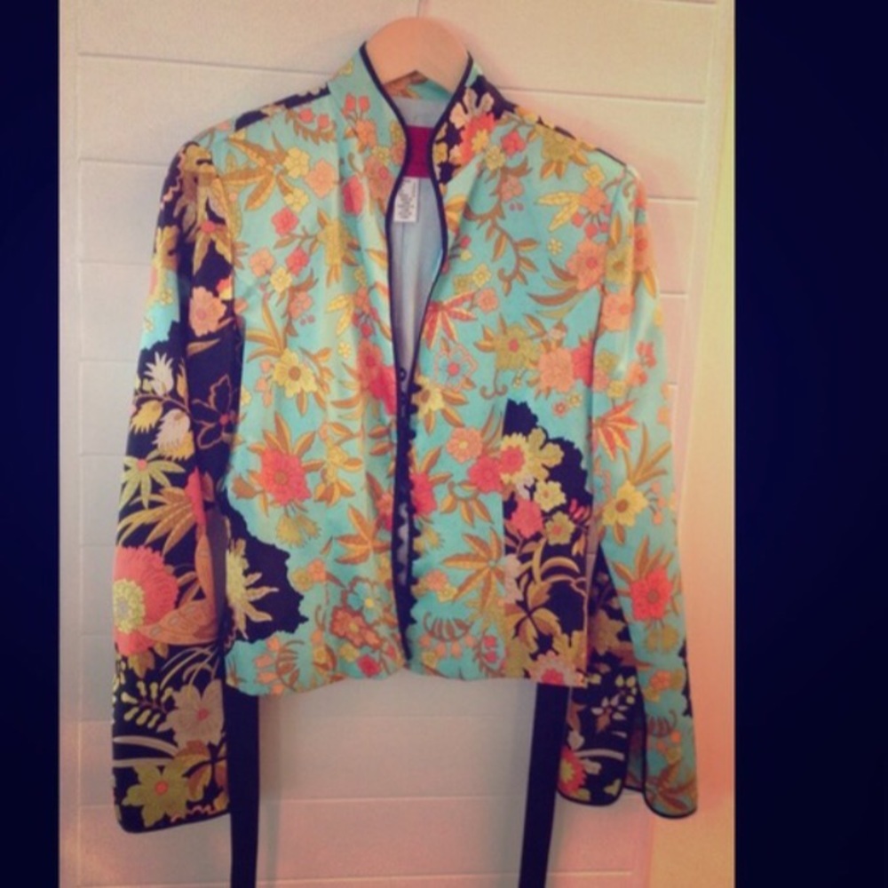 Gorgeous JS Collections Silk Jacket, Like New Sz 8