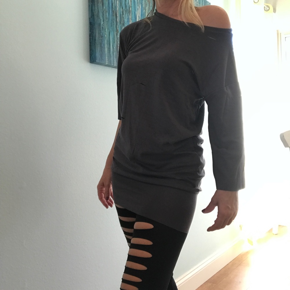Off the Shoulder Tunic ❄️ Sale - Picture 2 of 6