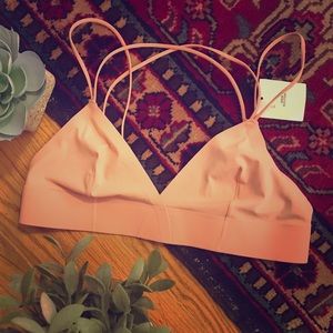 Urban seamless bralette