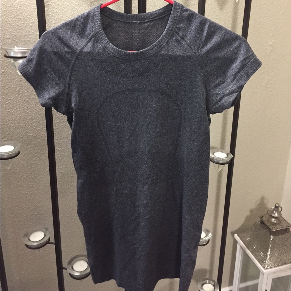 Lululemon shirt