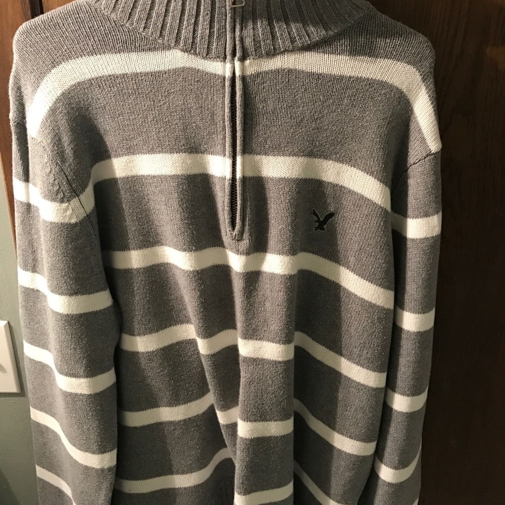 American Eagle XXL quarter zip up