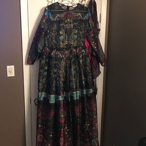 Elisen long dress brand new size large (14)