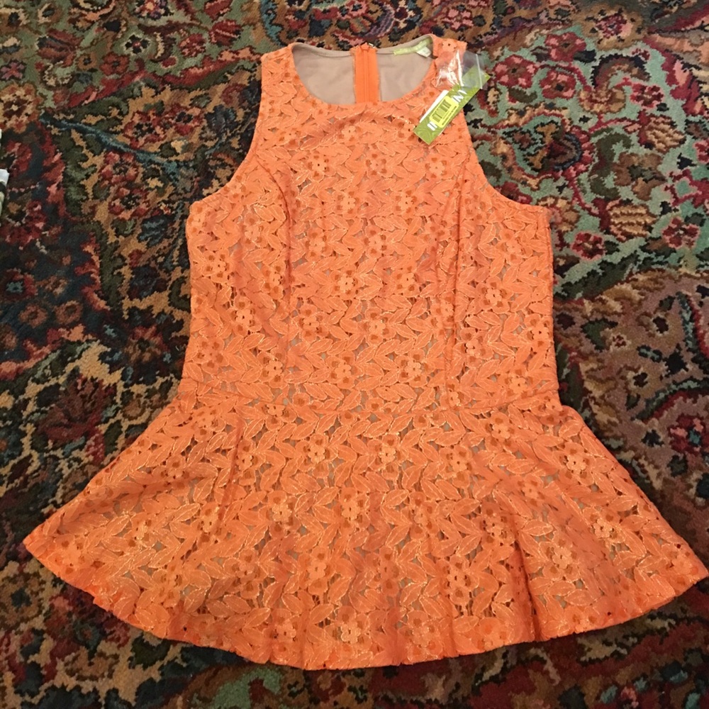 NWT Gianni Bini Peplum Top