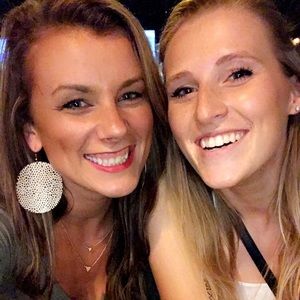 Meet your Posher, Carly