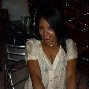 Meet your Posher, Sandra