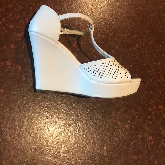 Women's Top Moda Wedge shoes - Picture 2 of 7