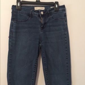 bullhead blue skinny jeans