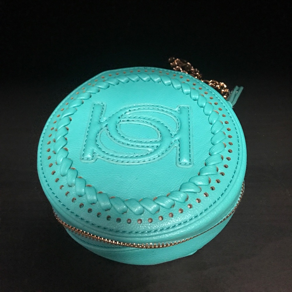 Like new Bebe purse (EUC) SOLD