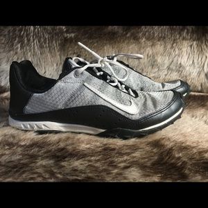 Nike Jana Star Sneakers