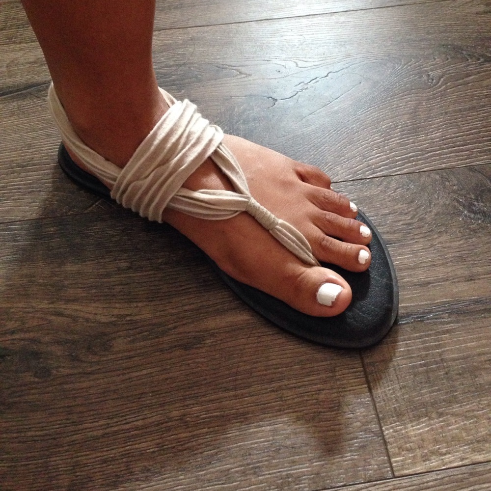 Samuel Yoga Sling Sandals Size 8