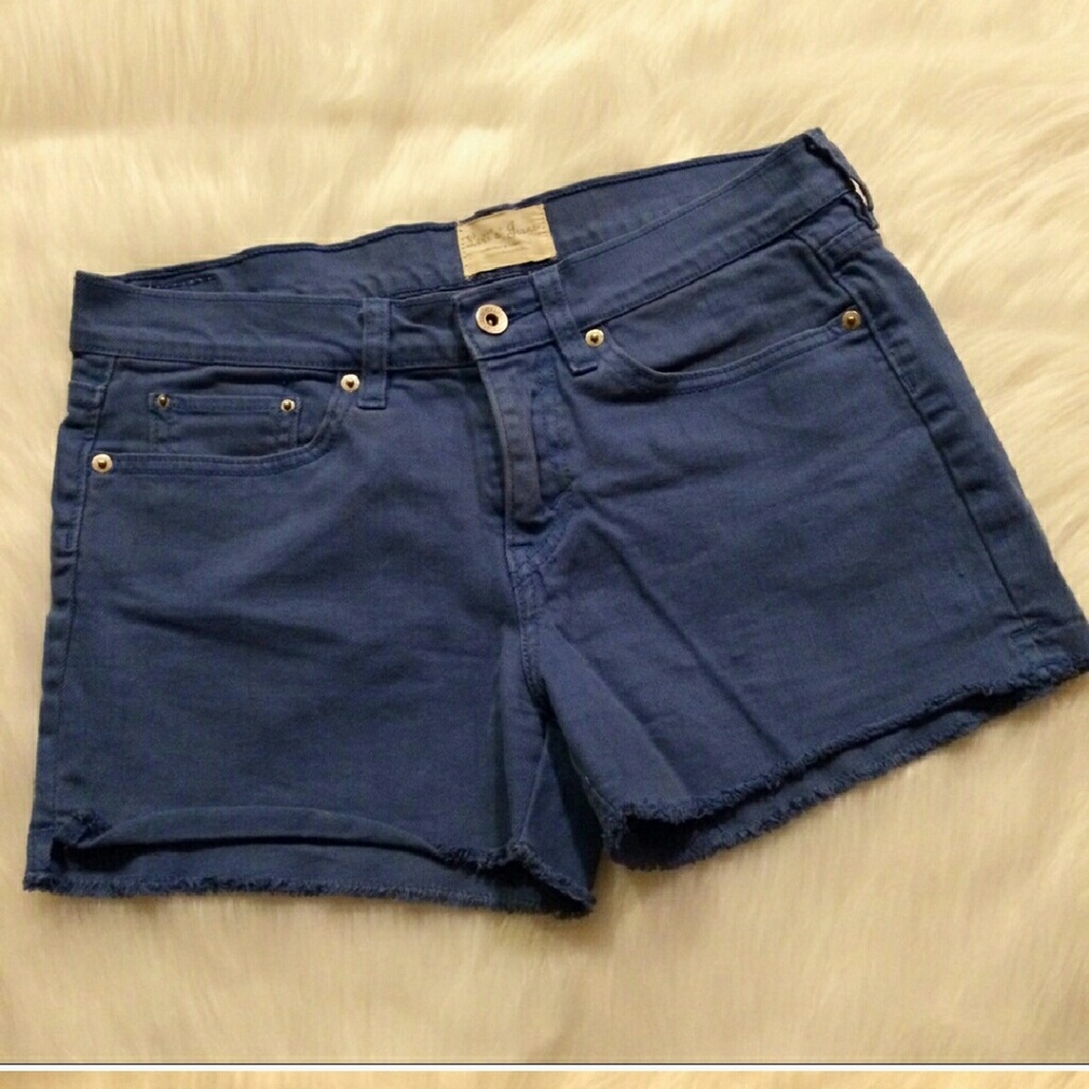 Levi's Blue Wash Denim Shorts EUC