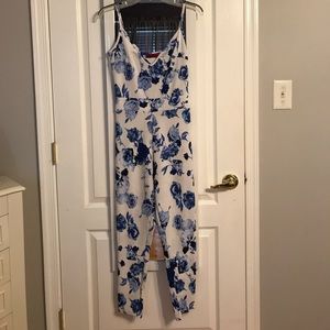 Adorable floral jumpsuit!