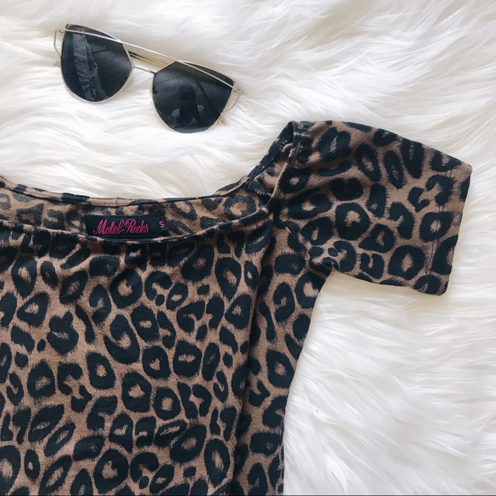🆕 Leopard Off-Shoulder Mini Dress