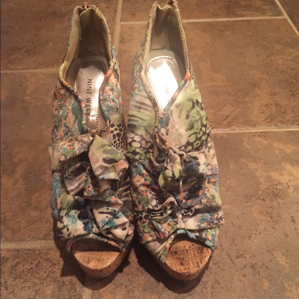 Nine West floral Heels