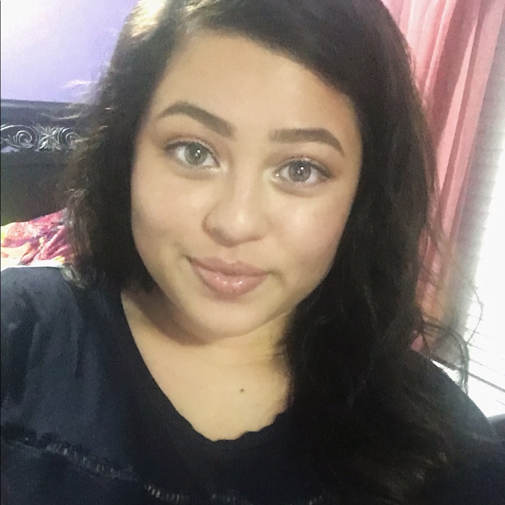 Meet your Posher, Natali