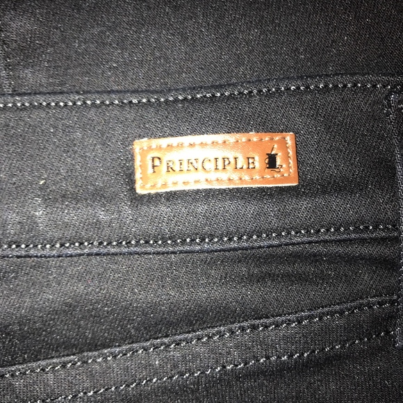 NEW! Principle Denim Skinny jeans in black - Picture 4 of 6