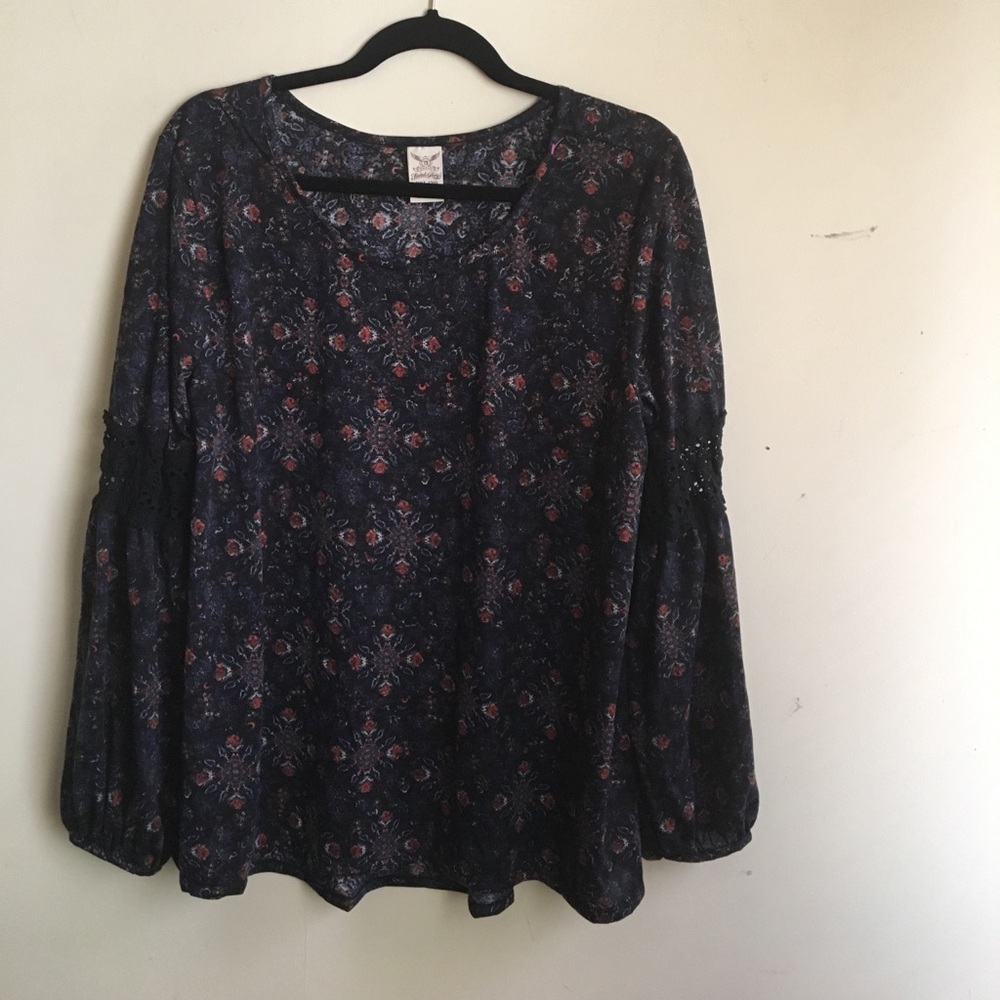 Ladies Plus Size Black Floral Peasant Blouse