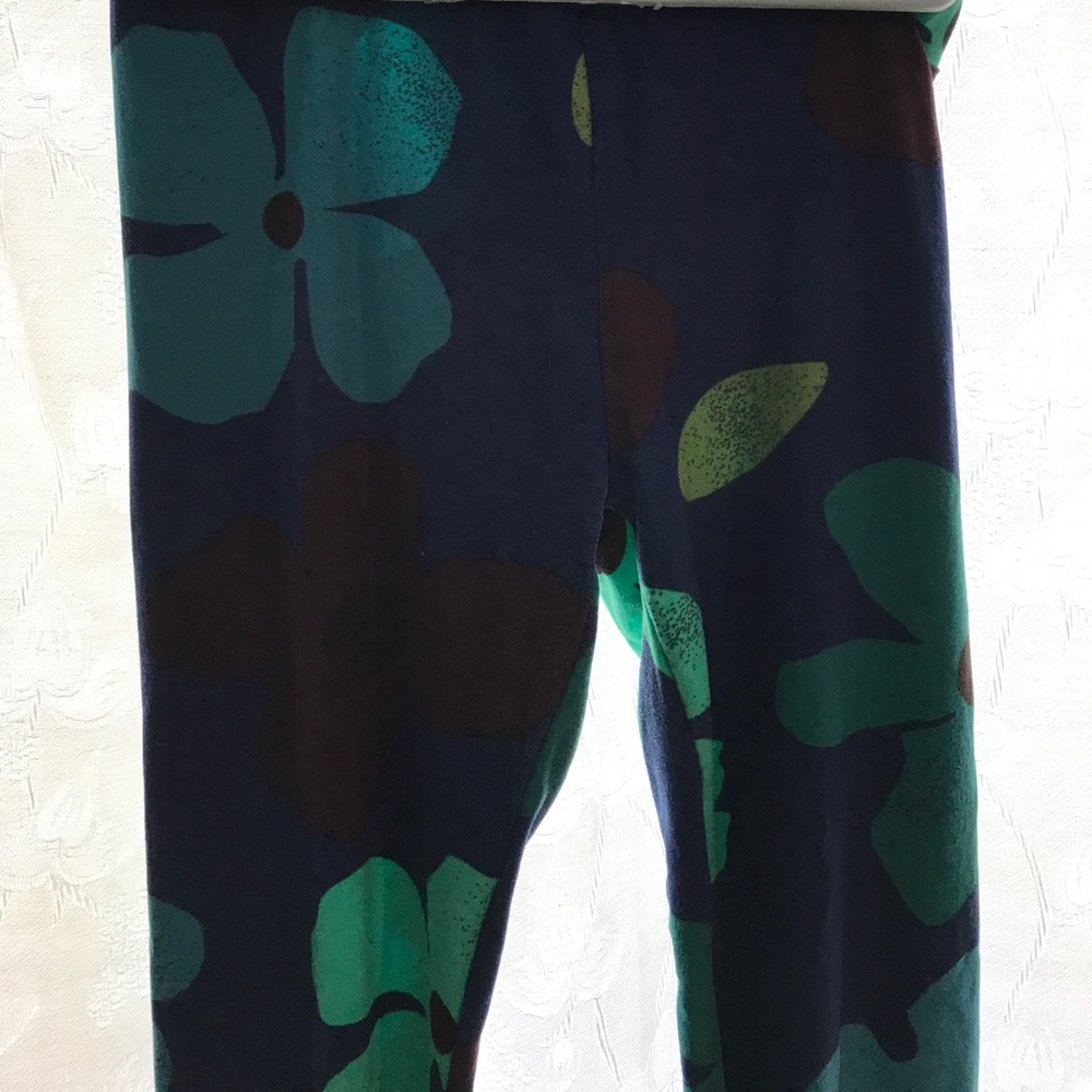 Lularoe OS leggings blue green flowers