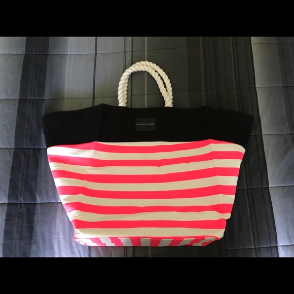 Victoria's Secret Expandable Tote - Picture 2 of 4