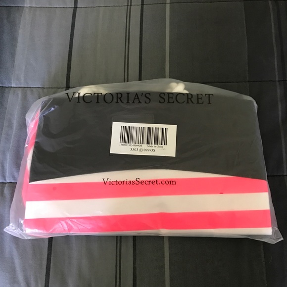 Victoria's Secret Expandable Tote - Picture 3 of 4