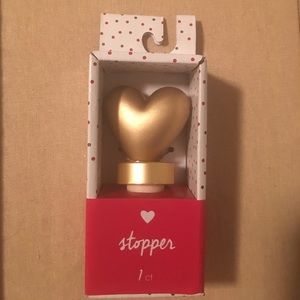 Heart shaped wine stopper