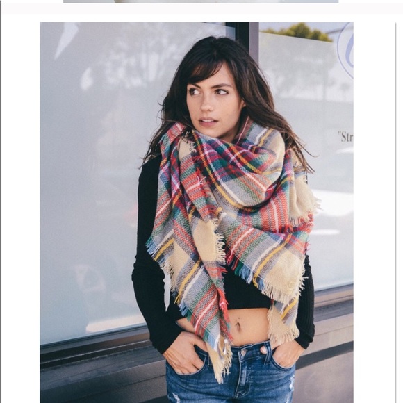 SOLD OUT!!! OTHER COLORS AND VESTS!! - Picture 2 of 3