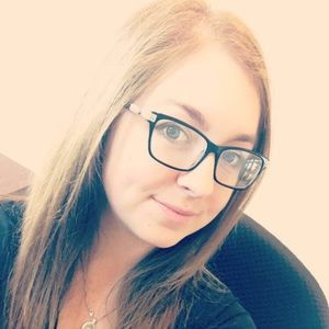 Meet your Posher, Michaela