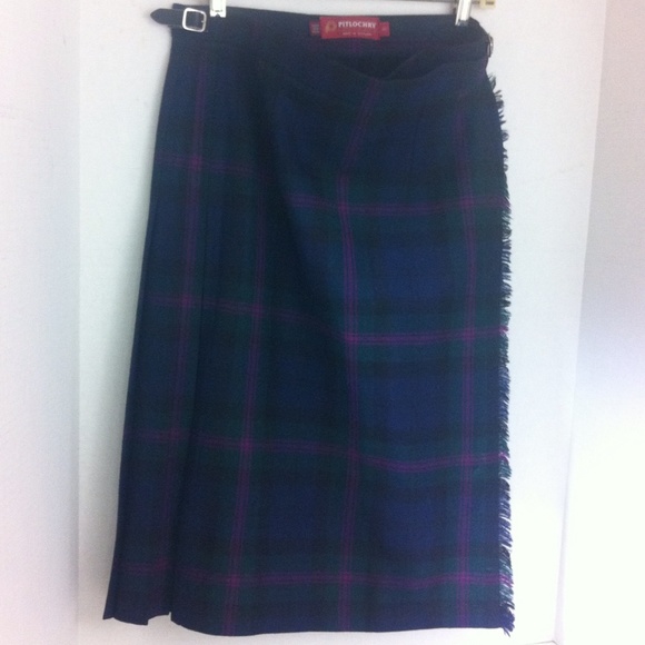 Pitlochry Dresses & Skirts - Stunning Pitlochry Scottish plaid wool skirt.