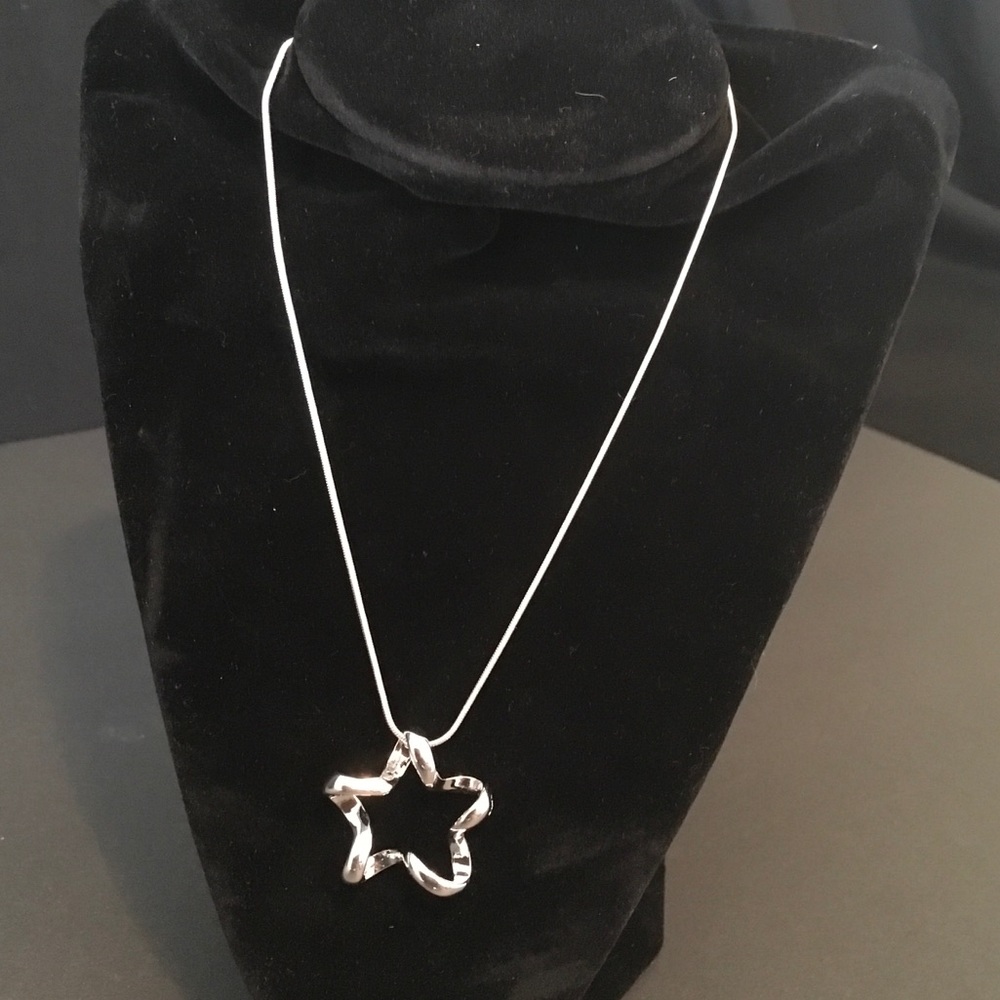 Sterling silver twisted star necklace
