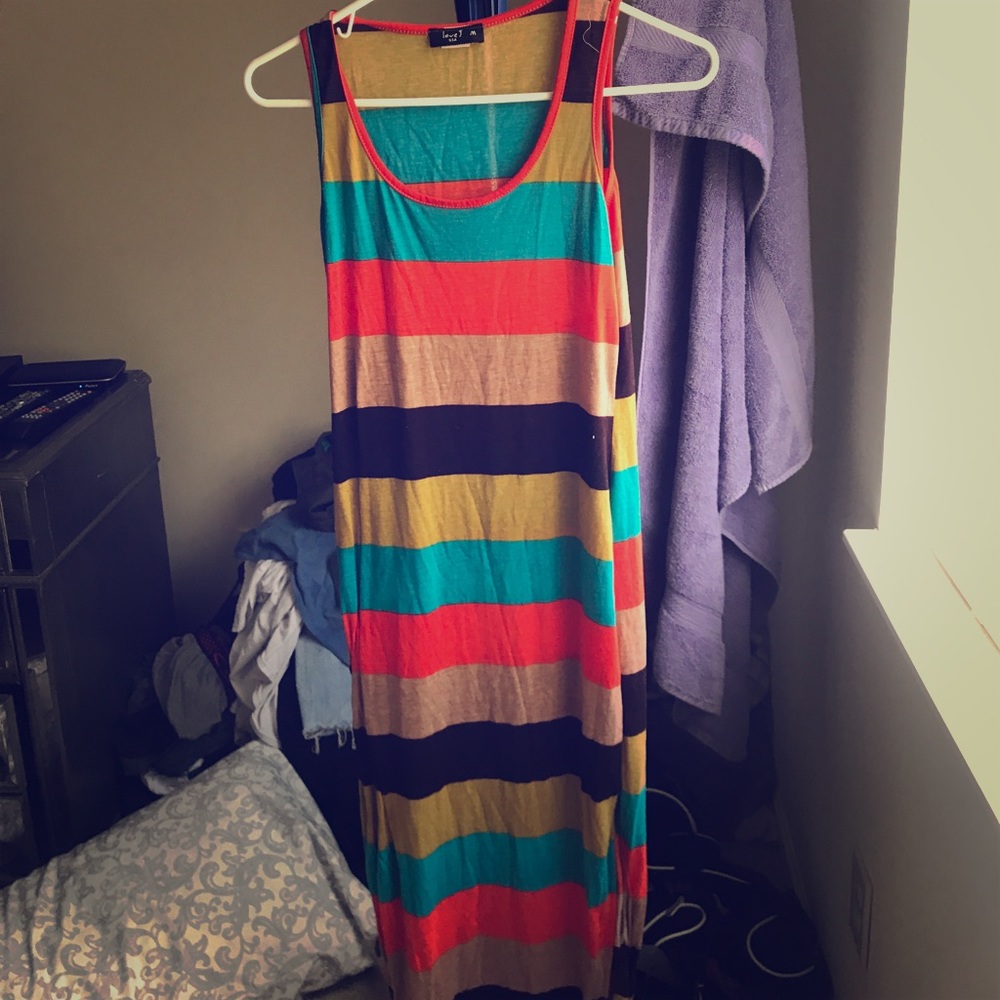 Fall colored dress with a sexy slit