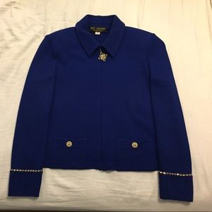 St. John, blue knit, suit jacket, Size 6.