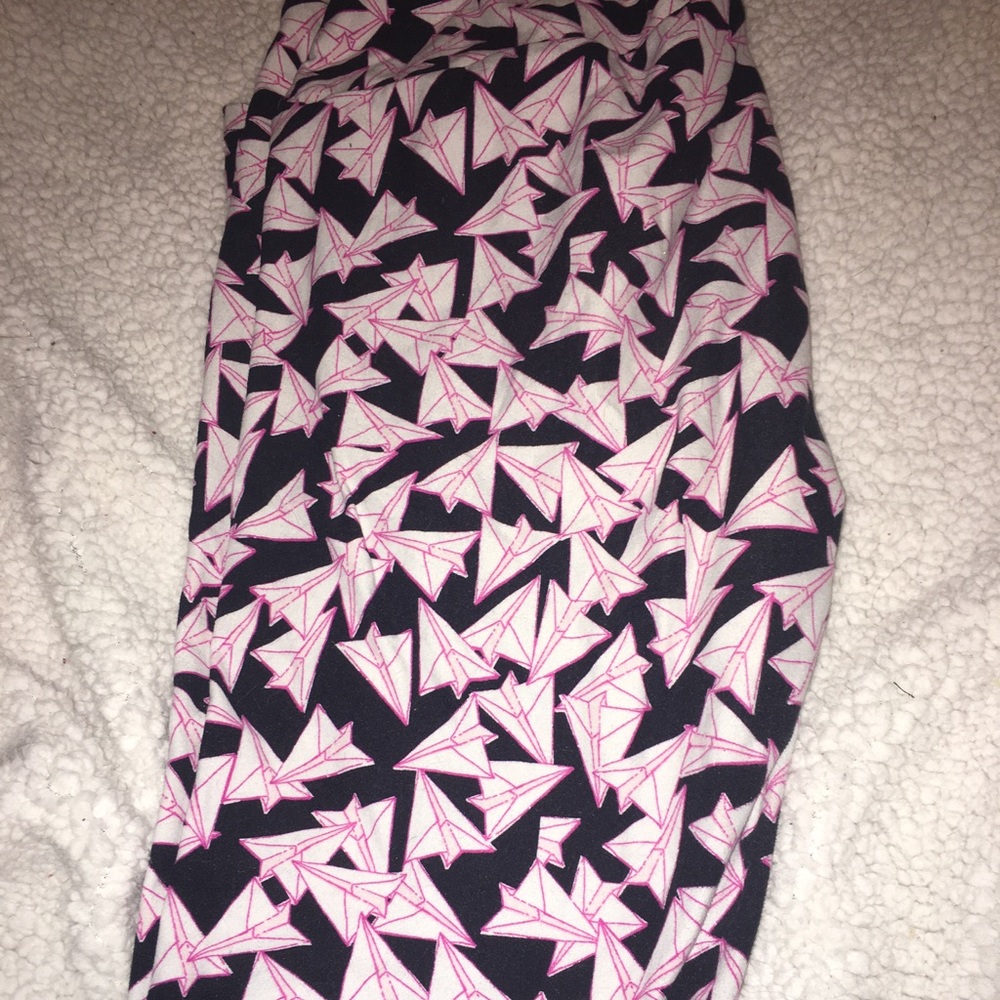 Lularoe TC Pink Paper Airplane Leggings