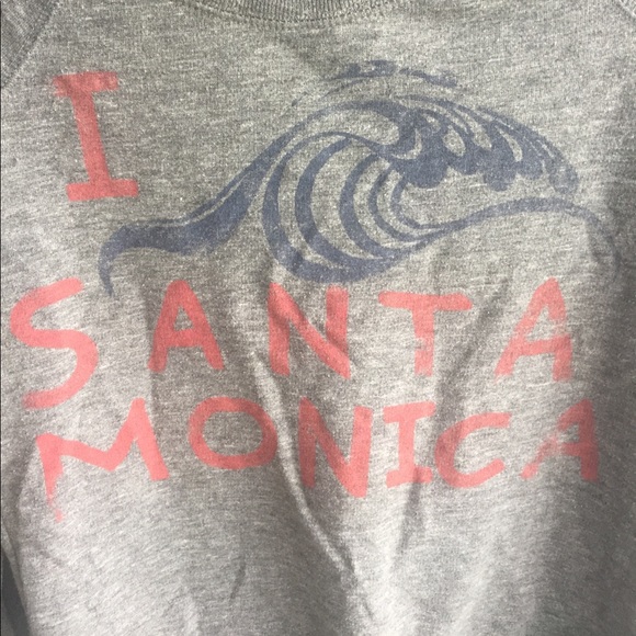 American Eagle XS Santa Monica Long Sleeve - Picture 2 of 4