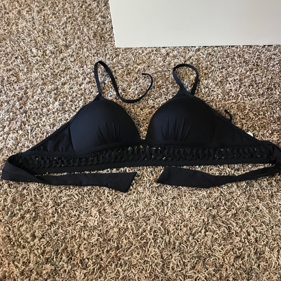 Kenneth Cole Other - Kenneth Cole halter bikini top