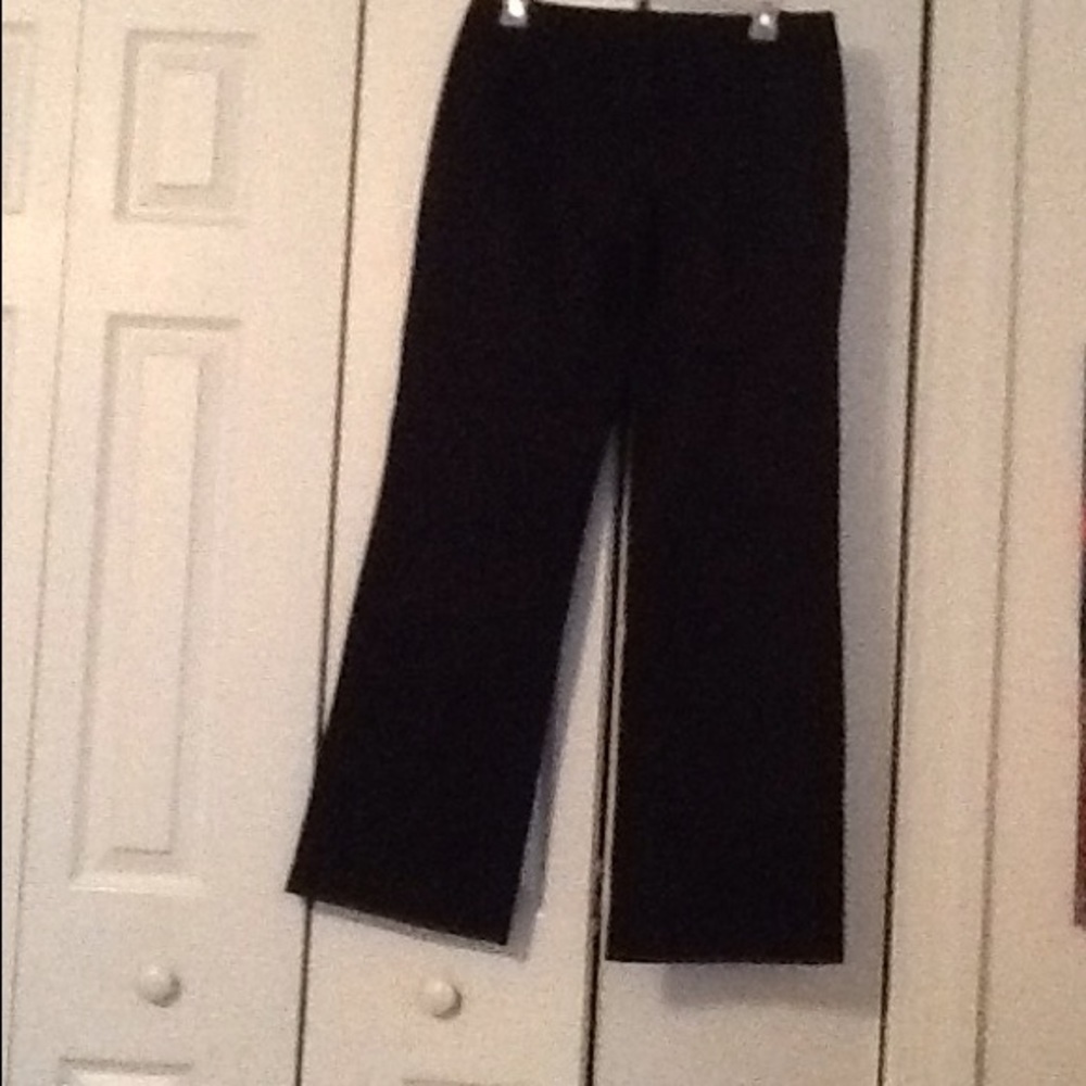New York and co stretch black slacks in size6